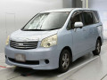 2010 Toyota Noah