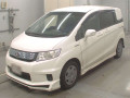 2013 Honda Freed spike hybrid