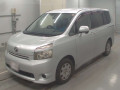 2007 Toyota Voxy