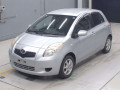 2005 Toyota Vitz