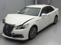 2013 Toyota Crown Hybrid