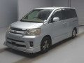 2007 Toyota Noah