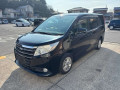 2017 Toyota Noah