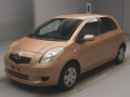 2005 Toyota Vitz