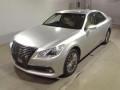 2013 Toyota Crown
