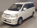 2006 Toyota Noah
