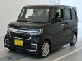 2022 Honda N-BOX CUSTOM