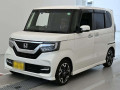 2017 Honda N-BOX CUSTOM