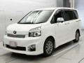 2011 Toyota Voxy