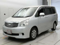 2013 Toyota Noah