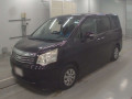2013 Toyota Noah