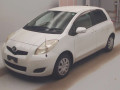 2011 Toyota Vitz