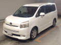 2009 Toyota Voxy