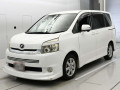 2008 Toyota Voxy
