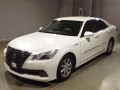 2013 Toyota Crown Hybrid