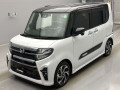 2022 Daihatsu Tanto Custom