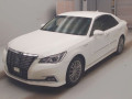 2015 Toyota Crown Hybrid