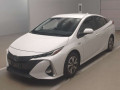 2020 Toyota Prius PHV