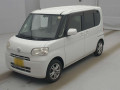 2011 Daihatsu Tanto