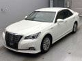 2016 Toyota Crown Hybrid