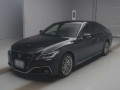 2020 Toyota Crown Hybrid