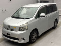 2007 Toyota Voxy