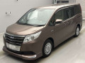 2014 Toyota Noah