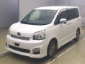2011 Toyota Voxy