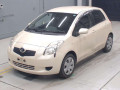 2005 Toyota Vitz