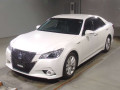 2014 Toyota Crown Hybrid