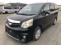 2011 Toyota Noah