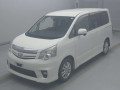 2013 Toyota Noah
