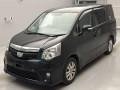2013 Toyota Noah