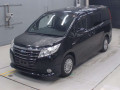 2015 Toyota Noah