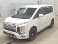 2019 Mitsubishi Delica D5