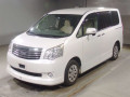 2011 Toyota Noah
