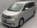2013 Toyota Noah