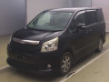 2007 Toyota Noah