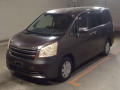 2010 Toyota Noah