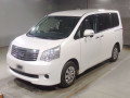 2011 Toyota Noah