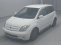2005 Toyota IST