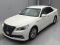 2014 Toyota Crown Hybrid