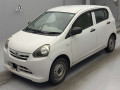 2013 Daihatsu Mira e:S