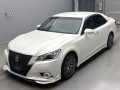 2013 Toyota Crown