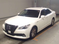 2013 Toyota Crown Hybrid