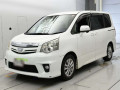 2012 Toyota Noah