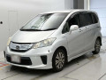 2013 Honda Freed hybrid