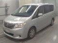 2013 Nissan Serena