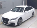2020 Toyota Crown Hybrid