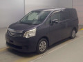 2011 Toyota Noah